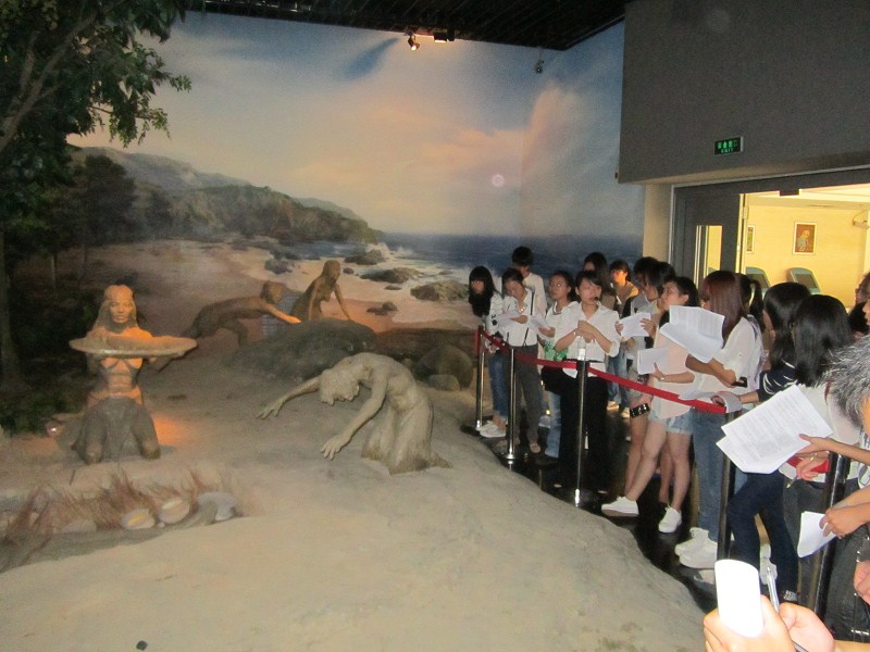 昙石山文化博物馆义务讲解队培训之一：听取专业讲解与分组培训