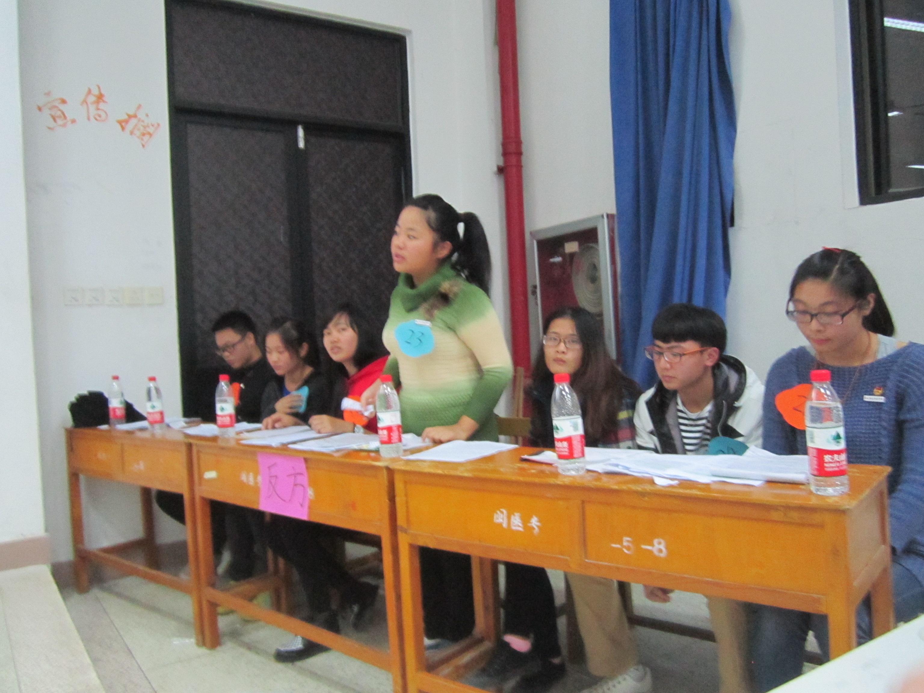 金钱追求与道德追求是否统一——记我院第四届纪念“12.9”运动时事热点辩论初赛