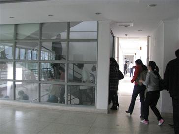 思政教研部开展地震、消防逃生演练