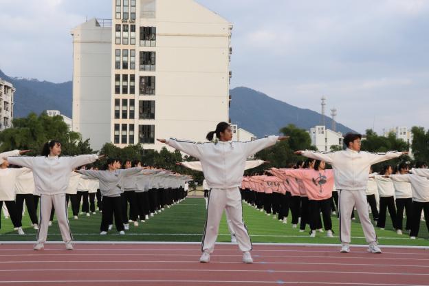 33E49588FDCAC3E80C39DA9019C8ABFC