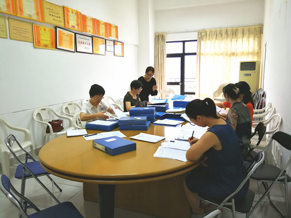 马克思主义学院期初教学检查工作顺利完成